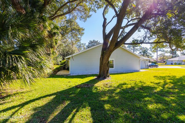 931 Meadow View Dr Apt A, Port Orange, FL 32127