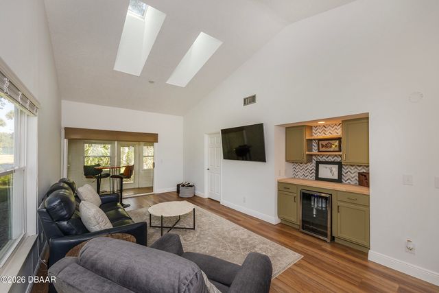 931 Meadow View Dr Apt A, Port Orange, FL 32127