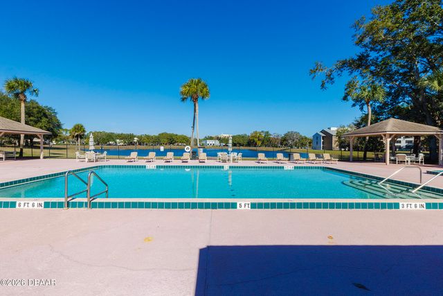 931 Meadow View Dr Apt A, Port Orange, FL 32127