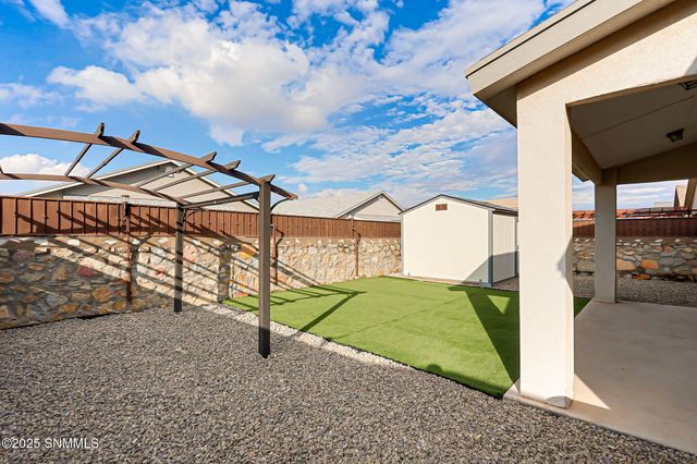 1087 Brass Hill Avenue, Sunland Park, NM 88063