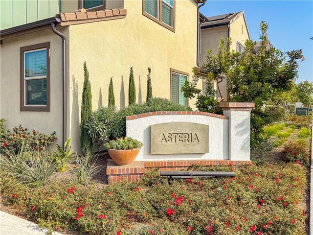 501 Embrook, West Covina, CA 91791