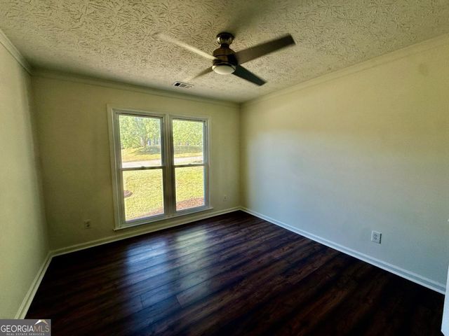 2965 Hunters Pond Court, Snellville, GA 30078