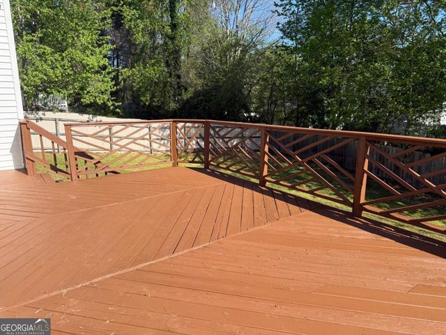 2965 Hunters Pond Court, Snellville, GA 30078