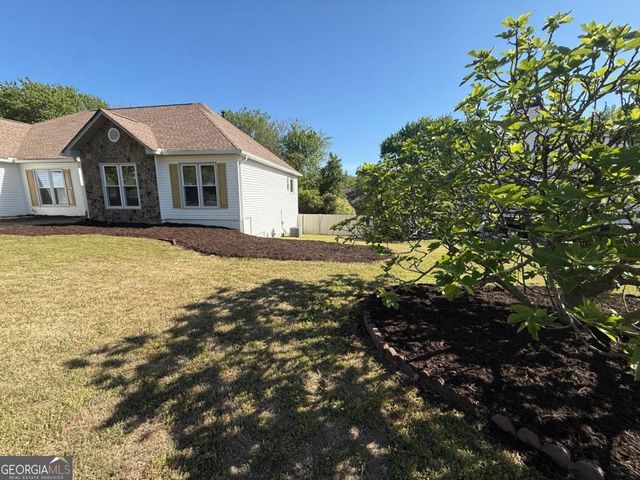 2965 Hunters Pond Court, Snellville, GA 30078