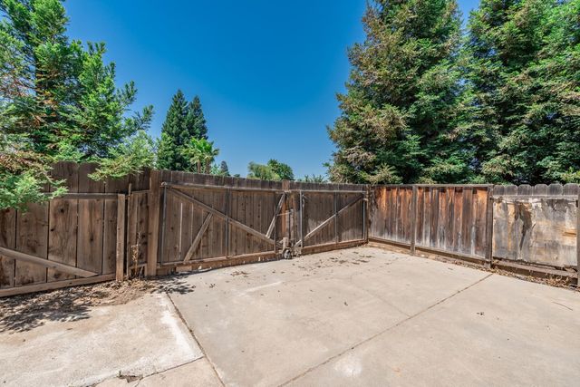 36358 Orange Grove Avenue, Madera, CA 93636