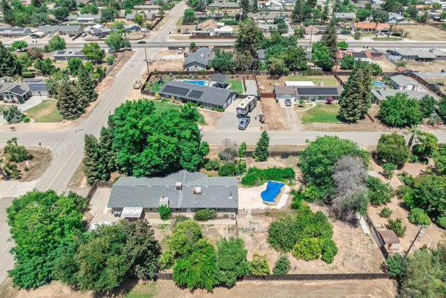 36358 Orange Grove Avenue, Madera, CA 93636