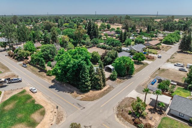 36358 Orange Grove Avenue, Madera, CA 93636