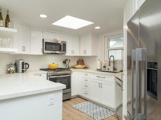 422 Rosecrans St 7, San Diego, CA 92106