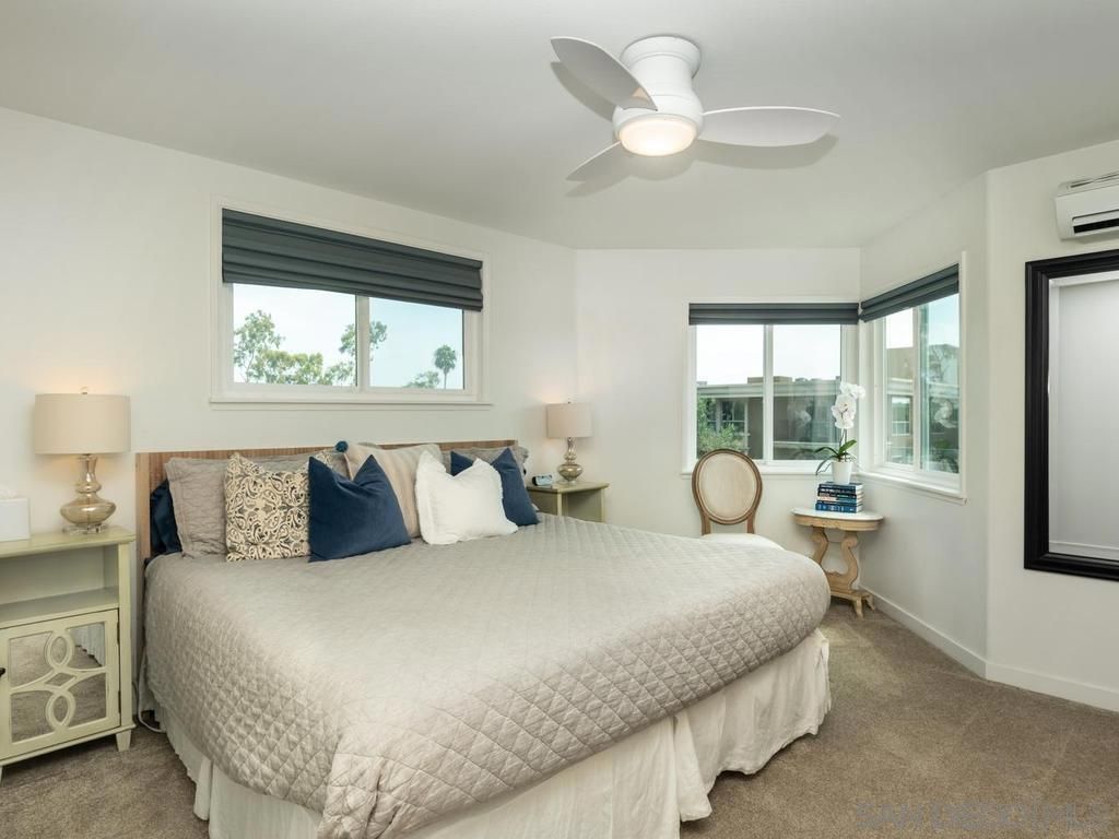 Image 15 of property listing at 422 Rosecrans St 7, San Diego, CA 92106