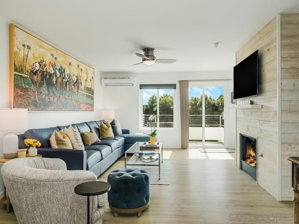 Image 2 of property listing at 422 Rosecrans St 7, San Diego, CA 92106