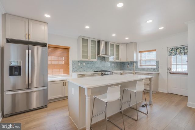 820 PHILADELPHIA AVE, Silver Spring, MD 20910