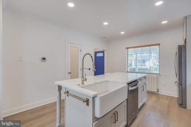 820 PHILADELPHIA AVE, Silver Spring, MD 20910