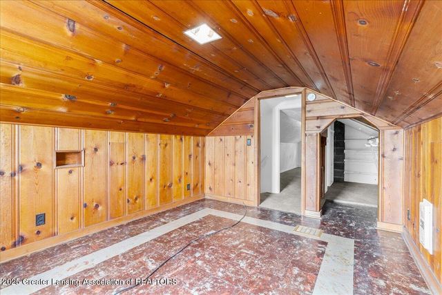 315 Hungerford Street, Lansing, MI 48917