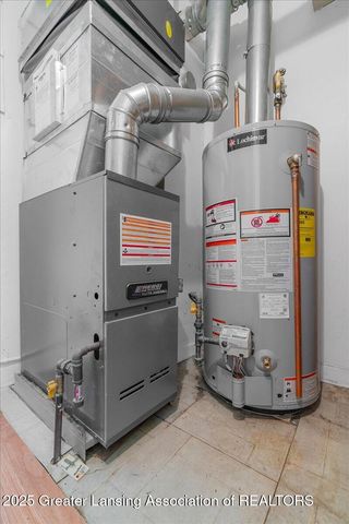 315 Hungerford Street, Lansing, MI 48917