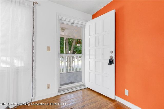 315 Hungerford Street, Lansing, MI 48917