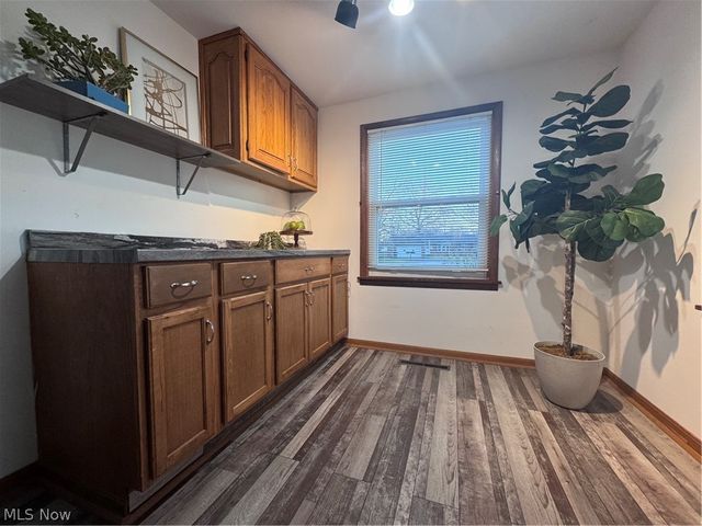 1621 Coventry Avenue NE, Warren, OH 44483