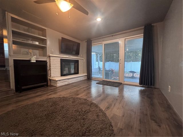 1621 Coventry Avenue NE, Warren, OH 44483