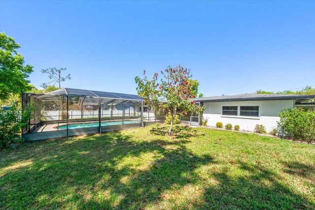 421 E COUNTY LINE ROAD, Lutz, FL 33549