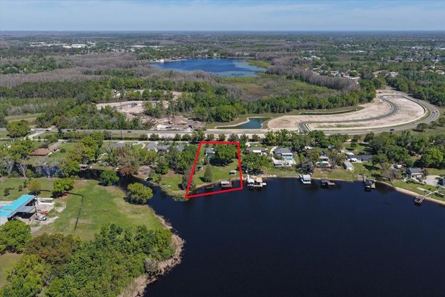421 E COUNTY LINE ROAD, Lutz, FL 33549