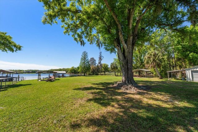 421 E COUNTY LINE ROAD, Lutz, FL 33549