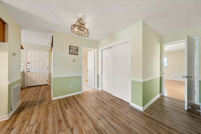 421 E COUNTY LINE ROAD, Lutz, FL 33549