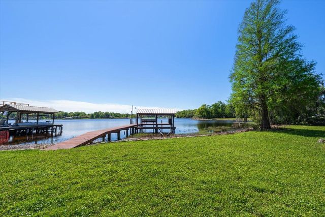 421 E COUNTY LINE ROAD, Lutz, FL 33549