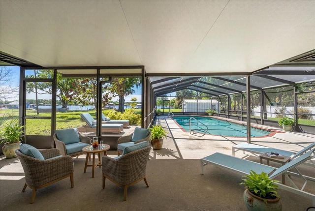 421 E COUNTY LINE ROAD, Lutz, FL 33549