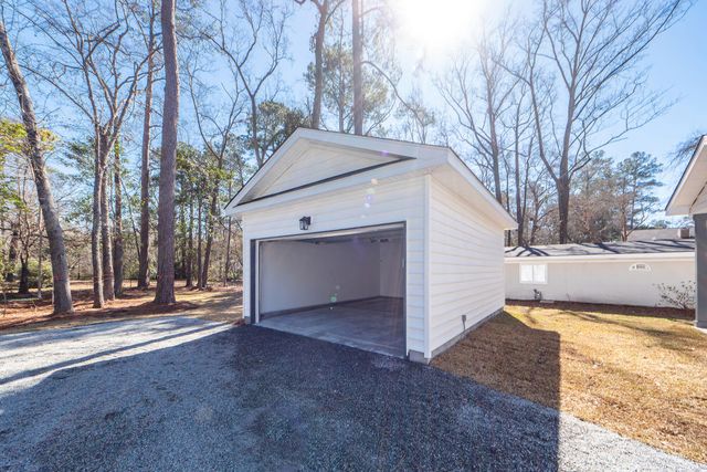 405 Simmons Avenue, Summerville, SC 29483