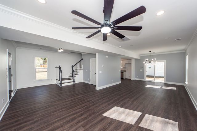 405 Simmons Avenue, Summerville, SC 29483