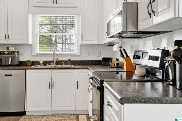 1629 KEENELAND DRIVE, Helena, AL 35080