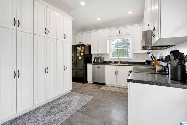 1629 KEENELAND DRIVE, Helena, AL 35080