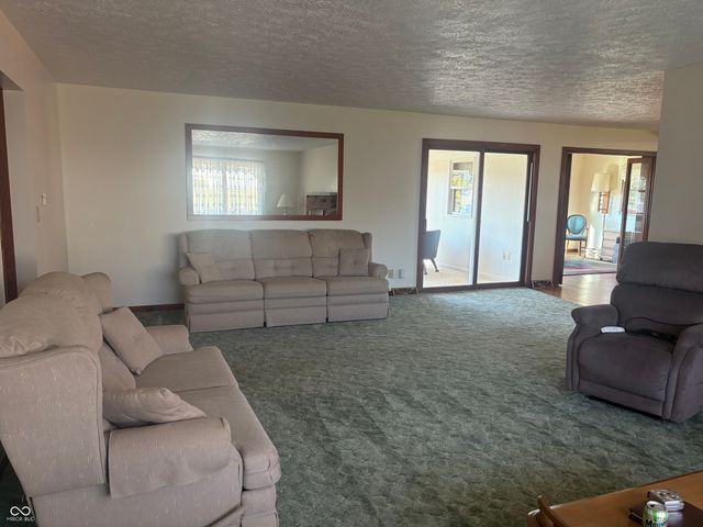 1031 W 11th Street, Rushville, IN 46173