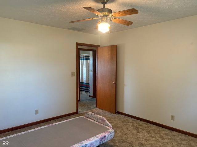 1031 W 11th Street, Rushville, IN 46173