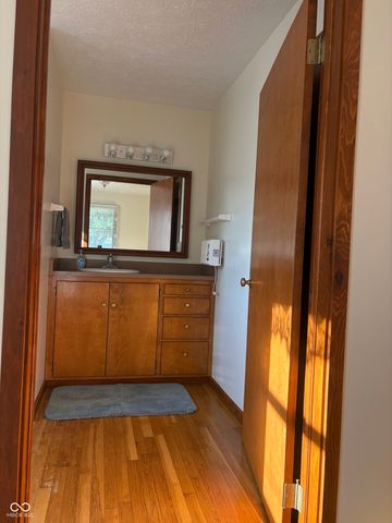 1031 W 11th Street, Rushville, IN 46173