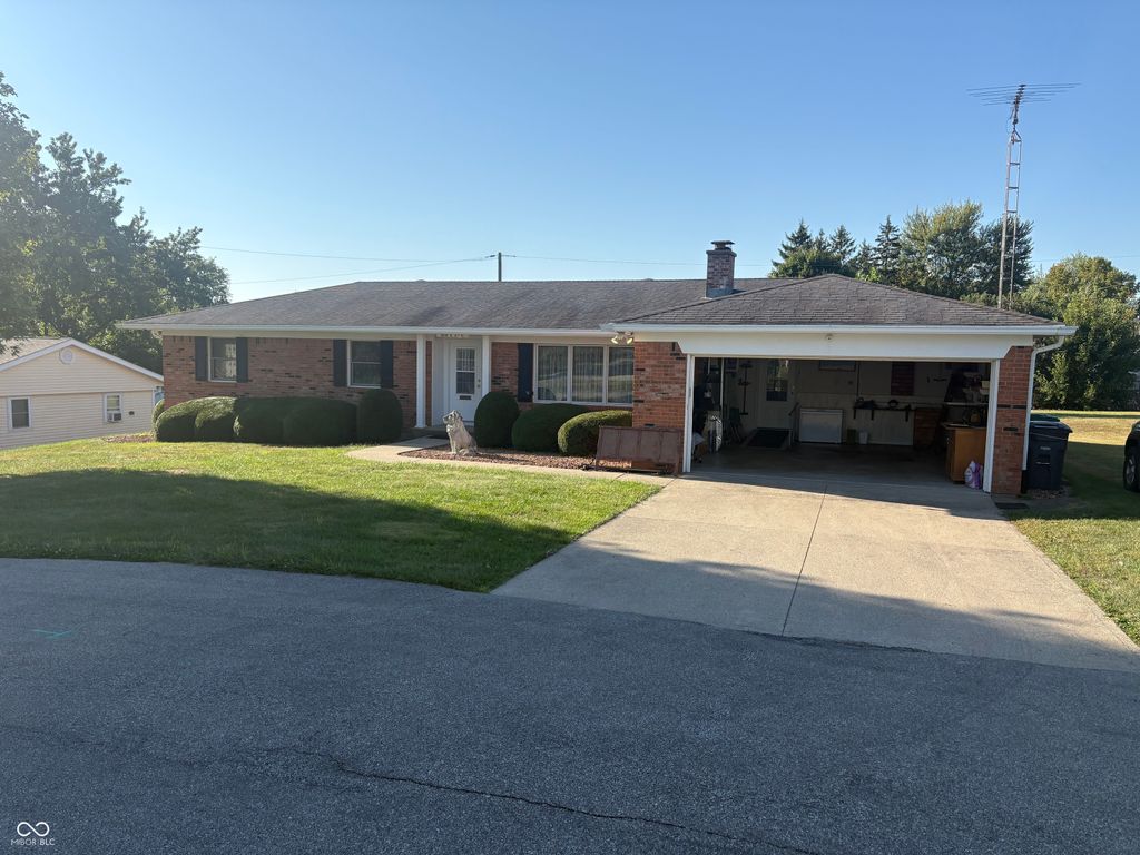1031 W 11th Street, Rushville, IN 46173