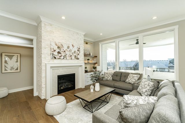 2656 Bentley Drive SW, Rochester, MN 55902