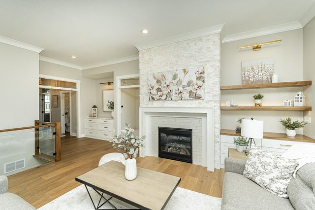 2656 Bentley Drive SW, Rochester, MN 55902