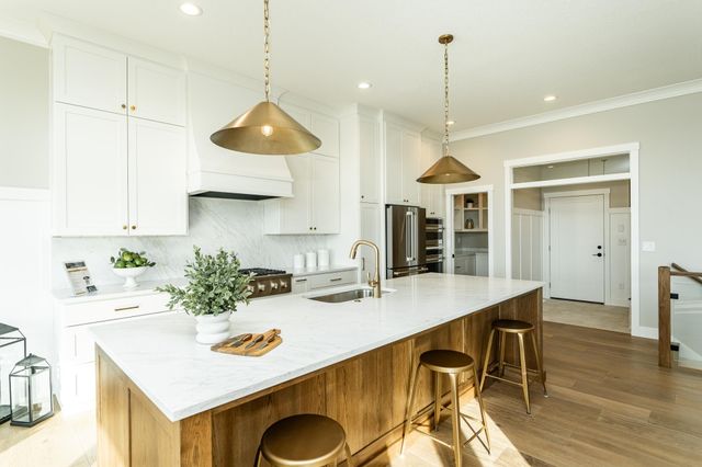 2656 Bentley Drive SW, Rochester, MN 55902