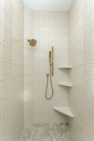 2656 Bentley Drive SW, Rochester, MN 55902