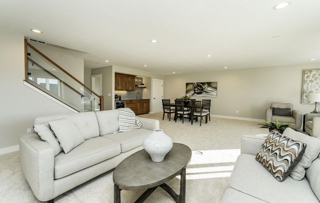 2656 Bentley Drive SW, Rochester, MN 55902