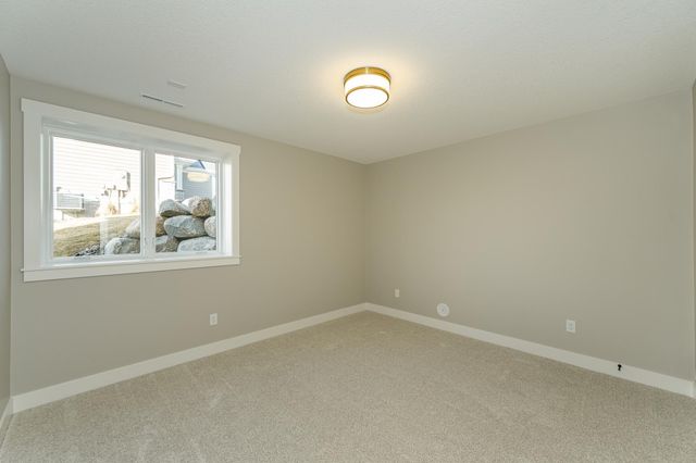 2656 Bentley Drive SW, Rochester, MN 55902