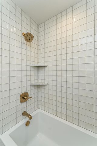 2656 Bentley Drive SW, Rochester, MN 55902