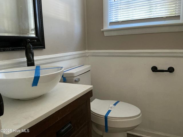 1201 Clifton Road, Jacksonville, NC 28540