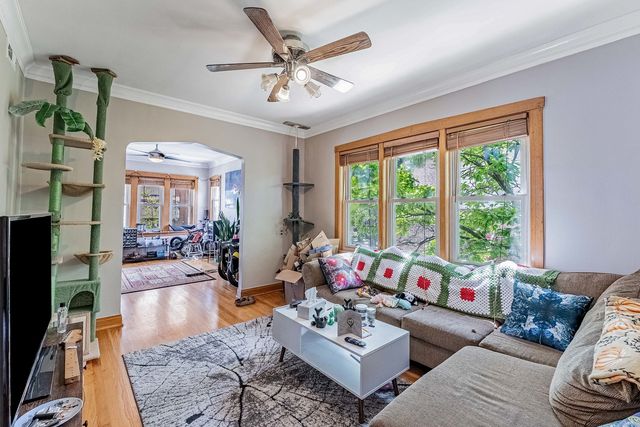 2844 S Throop Street, Chicago, IL 60608