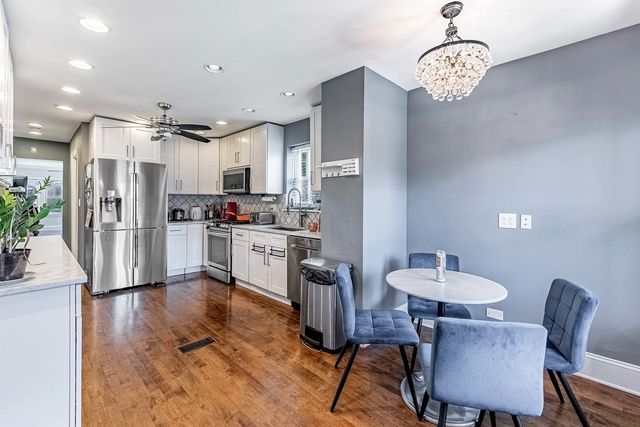 2844 S Throop Street, Chicago, IL 60608