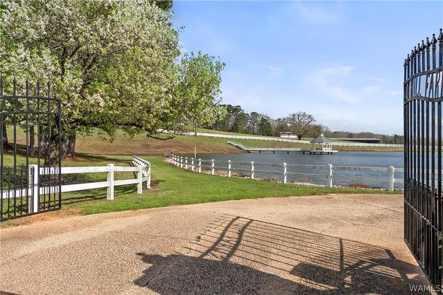 20467 Old Jasper Road, Northport, AL 35475