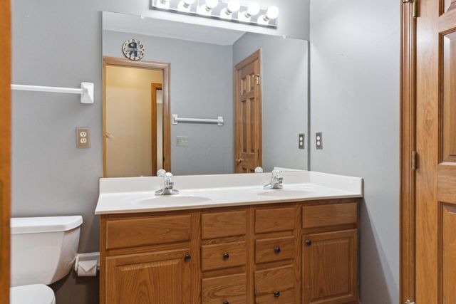 11092 Red Fox Street, Canal Winchester, OH 43110