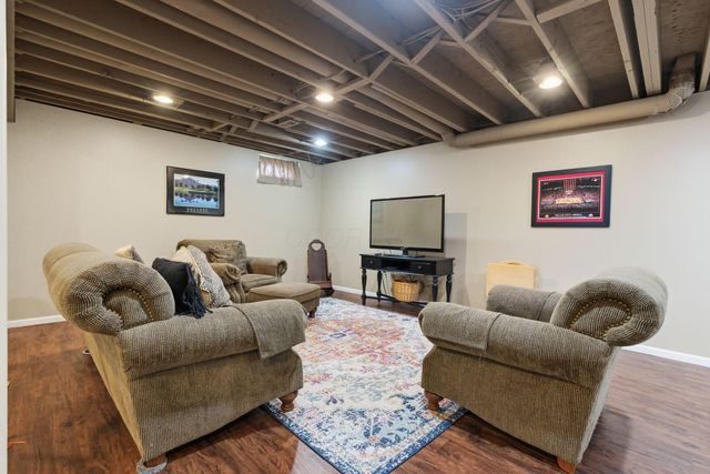 11092 Red Fox Street, Canal Winchester, OH 43110