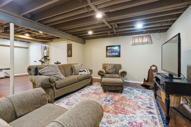 11092 Red Fox Street, Canal Winchester, OH 43110