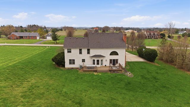 11092 Red Fox Street, Canal Winchester, OH 43110